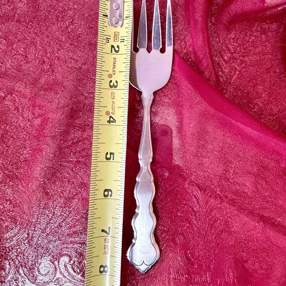 Distinction Deluxe Stainless by Oneida HH Valerie Cold Meat Fork - Picture 2 of 3